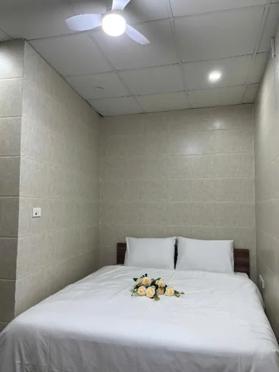 Tweepersoonskamer met eigen badkamer — Omeli homestay