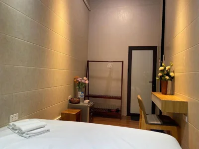 Habitación doble con aseo compartido — Omeli homestay